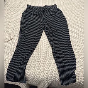 women’s stripped pants